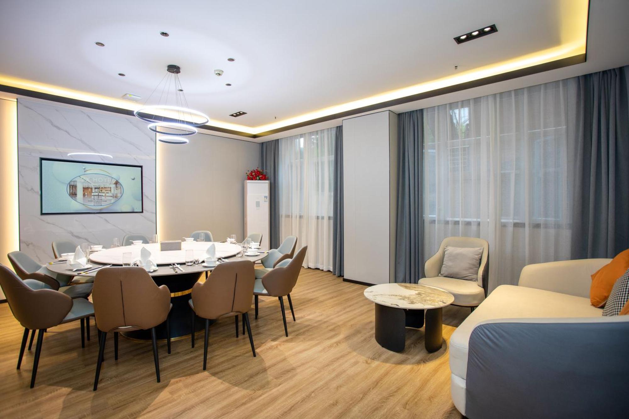 Vx Hotel Shanghai Yixian Road Dabaishu Buitenkant foto