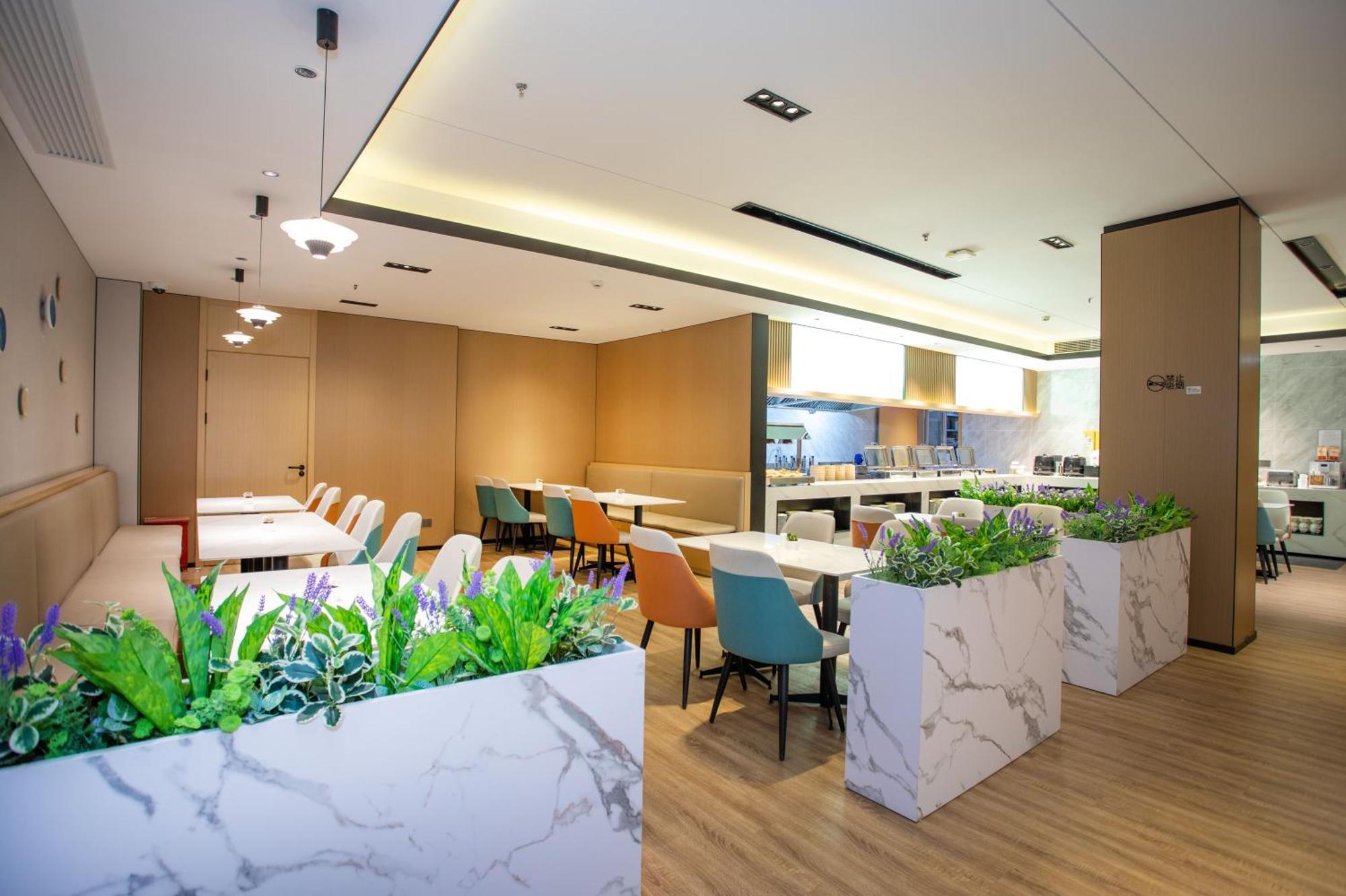 Vx Hotel Shanghai Yixian Road Dabaishu Buitenkant foto
